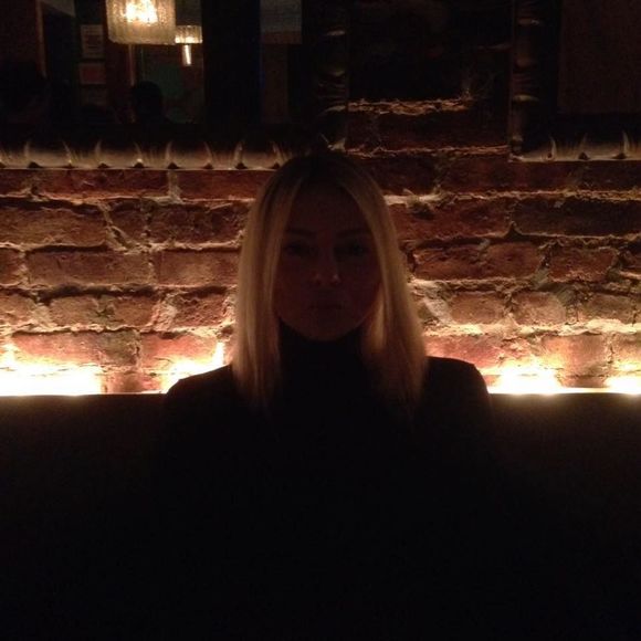 Meet your Posher, Flora - Picture 1 of 1